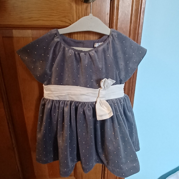 Max Studio Gray Velvet Baby Top / Dress with Polka Dots & Bow size 24M - Picture 8 of 8